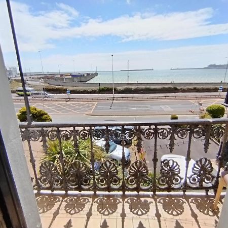 多佛尔Sea View Studio Flat With Balcony, Parking公寓 外观 照片